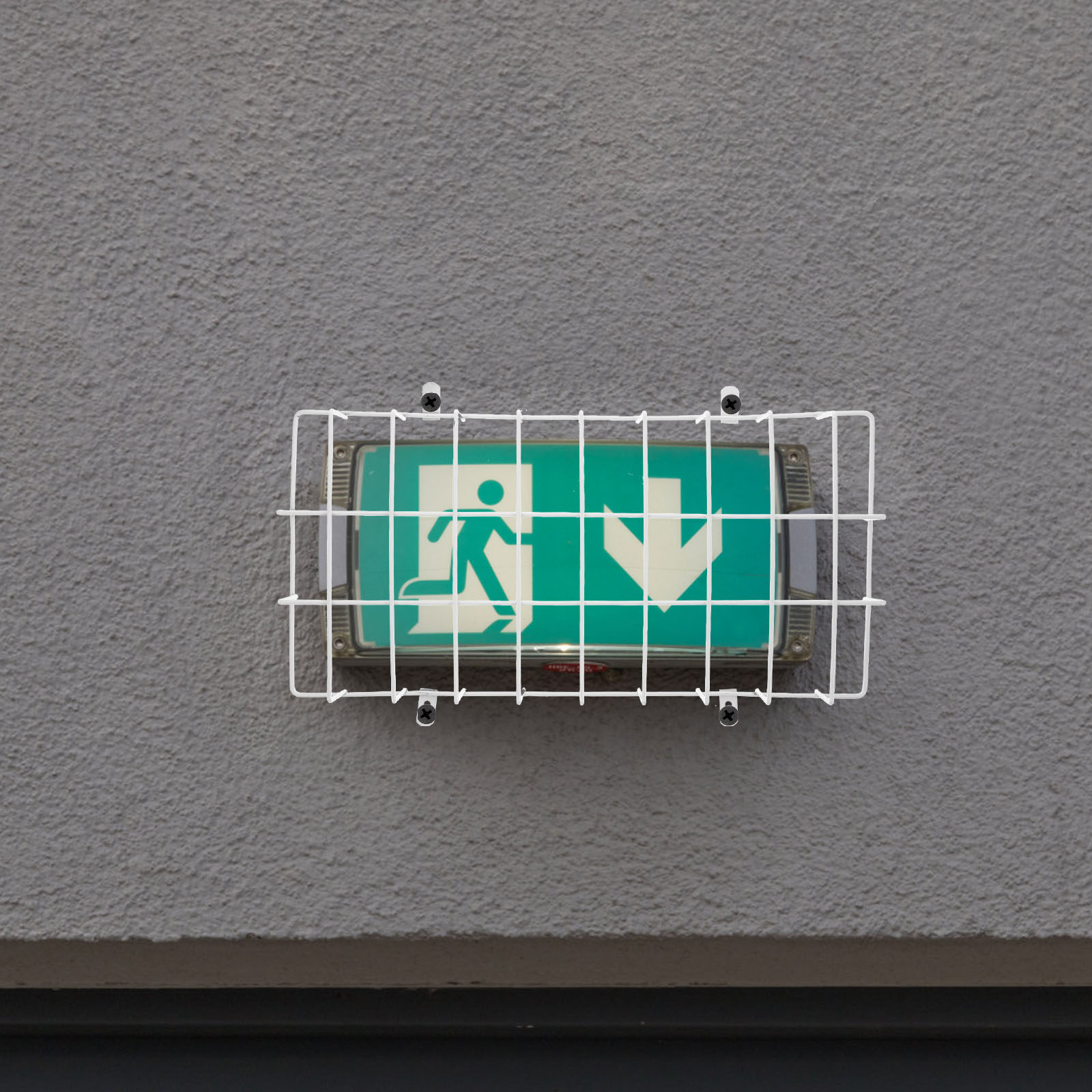 Copertura Protettiva in Metall - Emergency Exit Sign recensione e prezzo